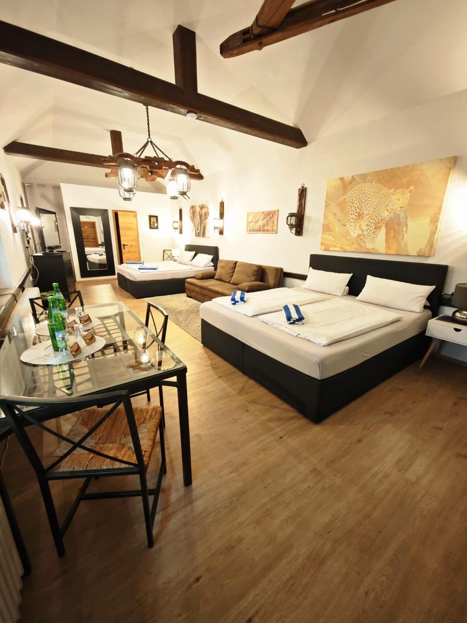 Pension Riverside in Leverkusen Hitdorf am Rhein - Zentral an der A1 und 59 Exterior foto