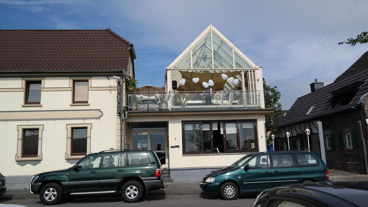 Pension Riverside in Leverkusen Hitdorf am Rhein - Zentral an der A1 und 59 Exterior foto
